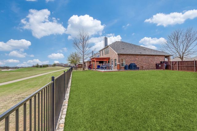 705 Golden Bear Lane, Mckinney, TX 75072