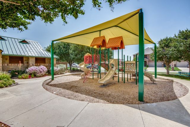 705 Golden Bear Lane, Mckinney, TX 75072