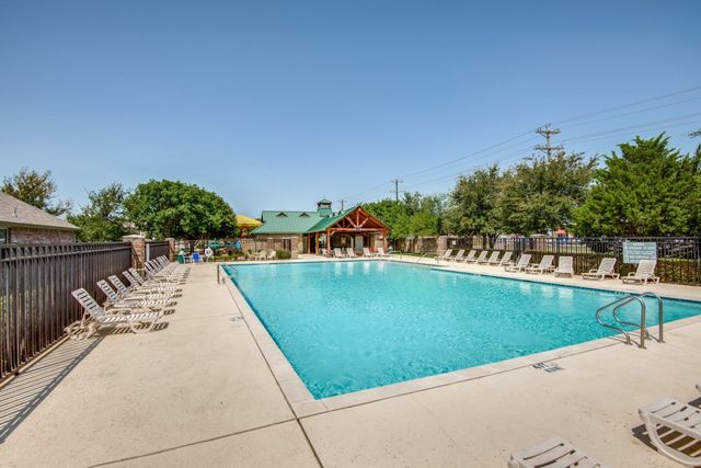 705 Golden Bear Lane, Mckinney, TX 75072