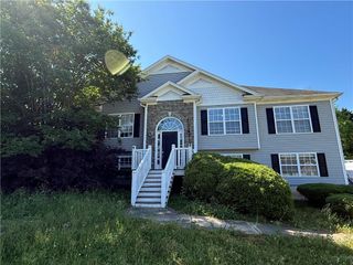 39 Dunleith Drive, Dallas, GA 30132