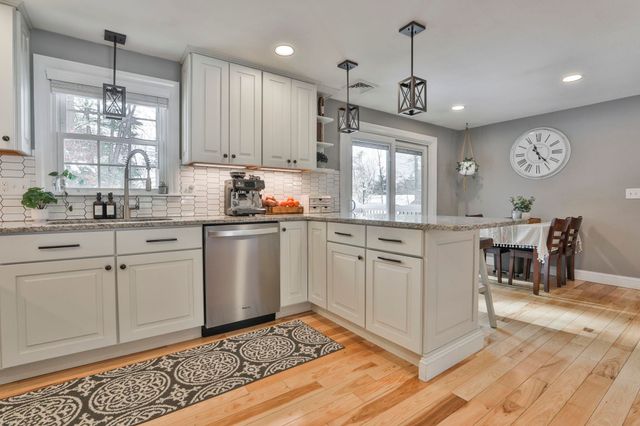 26 Sunapee Street, Nashua, NH 03063