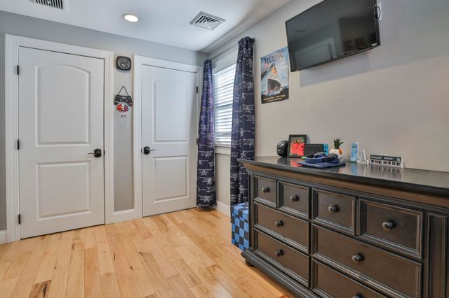 26 Sunapee Street, Nashua, NH 03063