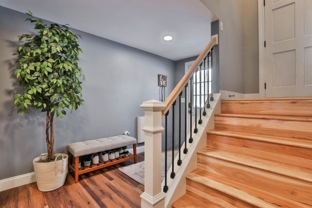 26 Sunapee Street, Nashua, NH 03063