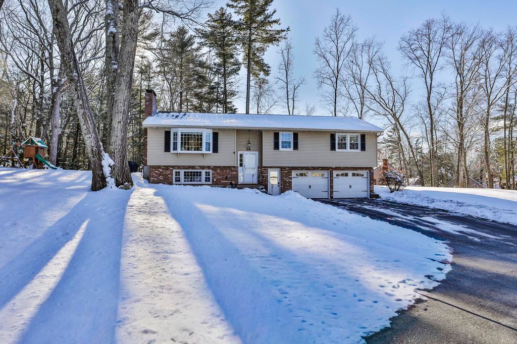 26 Sunapee Street, Nashua, NH 03063