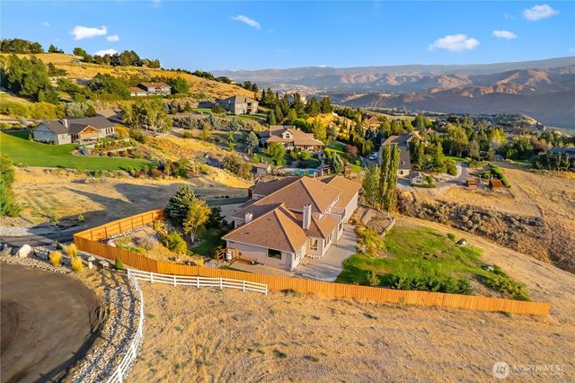 4285 W Eaglerock Place, Wenatchee, WA 98801