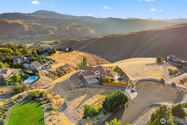 4285 W Eaglerock Place, Wenatchee, WA 98801