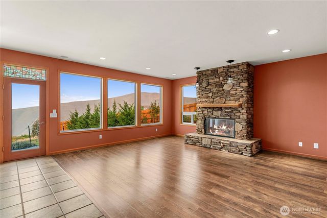 4285 W Eaglerock Place, Wenatchee, WA 98801