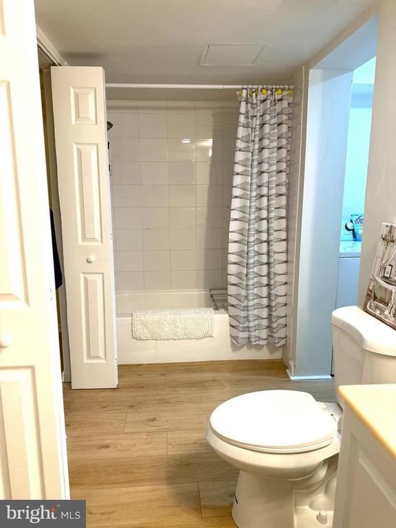9200 EDWARDS WAY #1202, Hyattsville, MD 20783