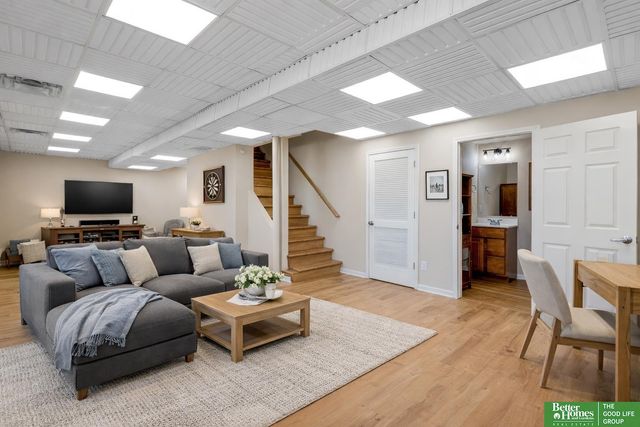 7342 S 183rd Street, Omaha, NE 68136