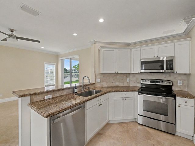 5884 NW 49th Lane, Coconut Creek, FL 33073