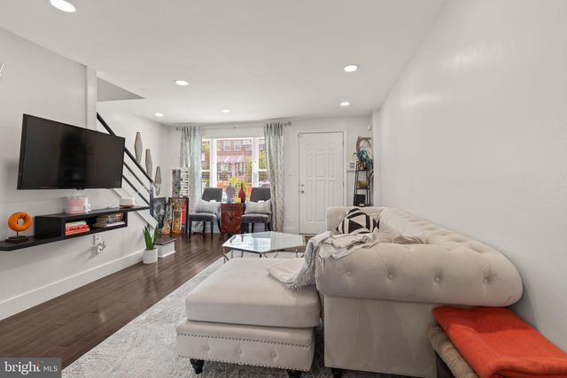 2218 16TH ST NE, Washington, DC 20018