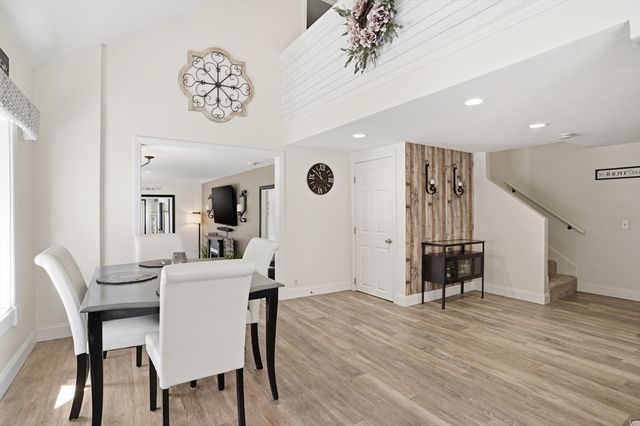299 Clarke Road Ext, Sturbridge, MA 01518