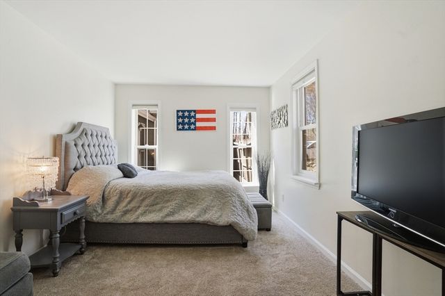 299 Clarke Road Ext, Sturbridge, MA 01518