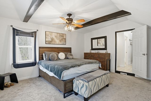 299 Clarke Road Ext, Sturbridge, MA 01518