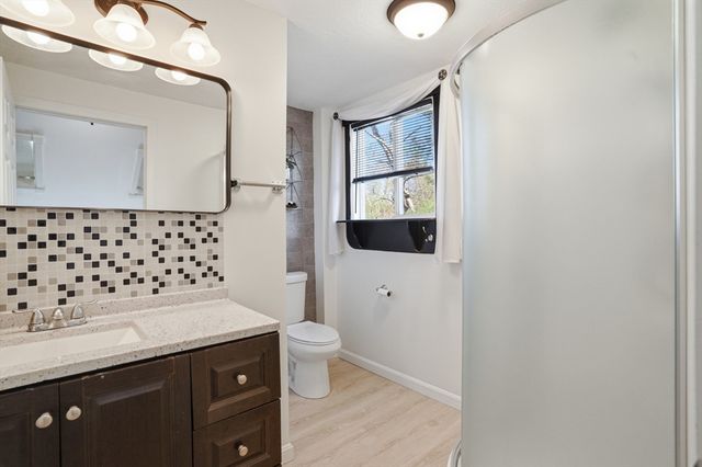 299 Clarke Road Ext, Sturbridge, MA 01518