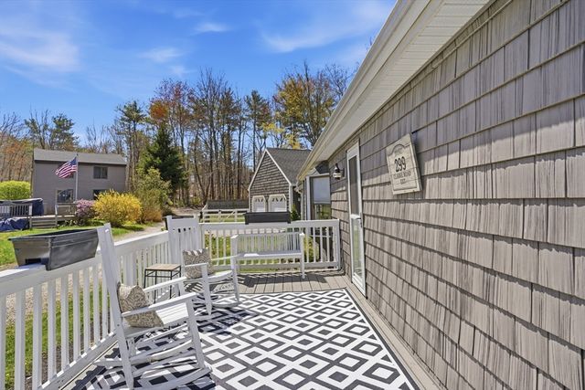299 Clarke Road Ext, Sturbridge, MA 01518