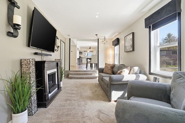 299 Clarke Road Ext, Sturbridge, MA 01518