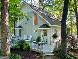 353 Bow Dr., Lavonia, GA 30553