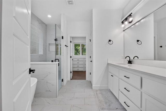 1125 Wildflower Loop, Cache, OK 73527