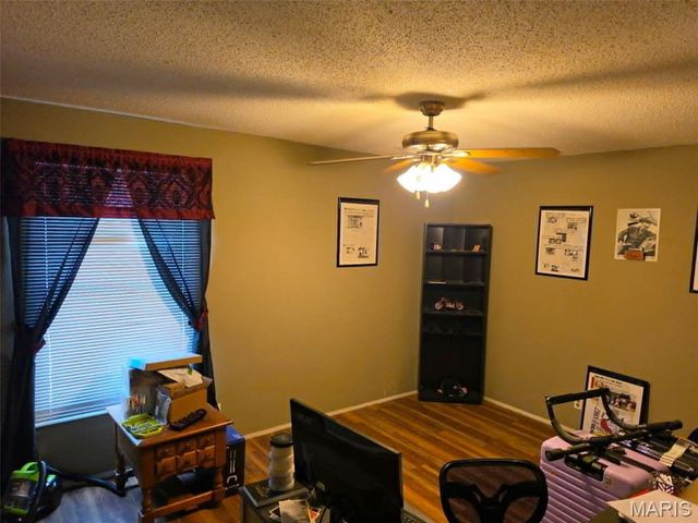 850 Fort Henry Road, Belleville, IL 62221
