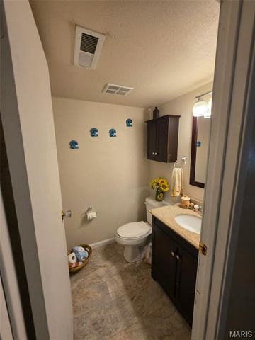 850 Fort Henry Road, Belleville, IL 62221