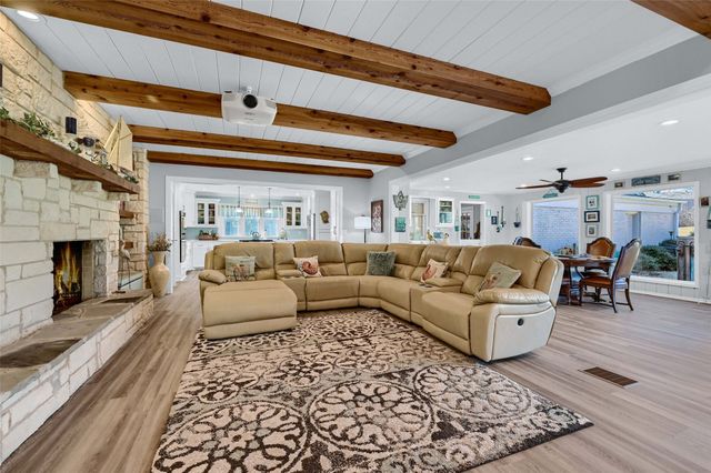 1016 Crestview Drive, Sherman, TX 75092