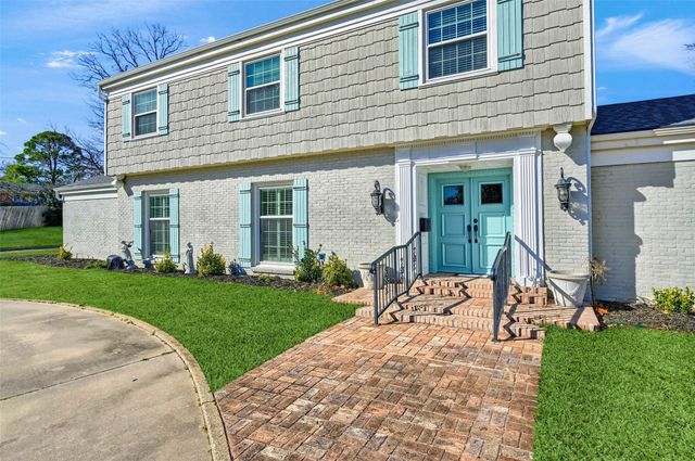 1016 Crestview Drive, Sherman, TX 75092