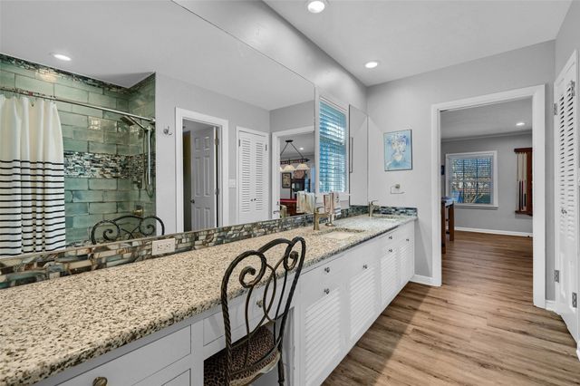 1016 Crestview Drive, Sherman, TX 75092