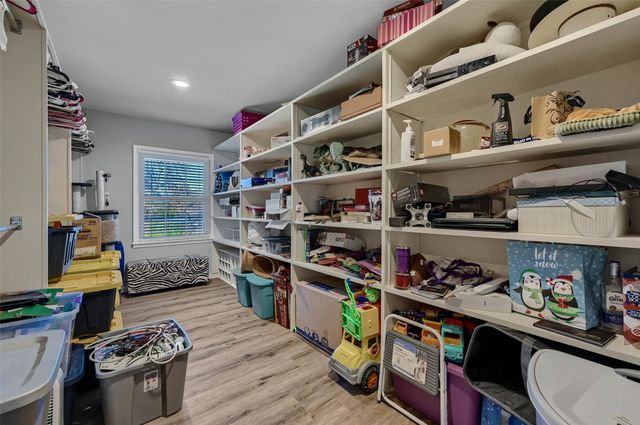1016 Crestview Drive, Sherman, TX 75092