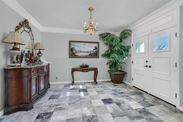 1016 Crestview Drive, Sherman, TX 75092