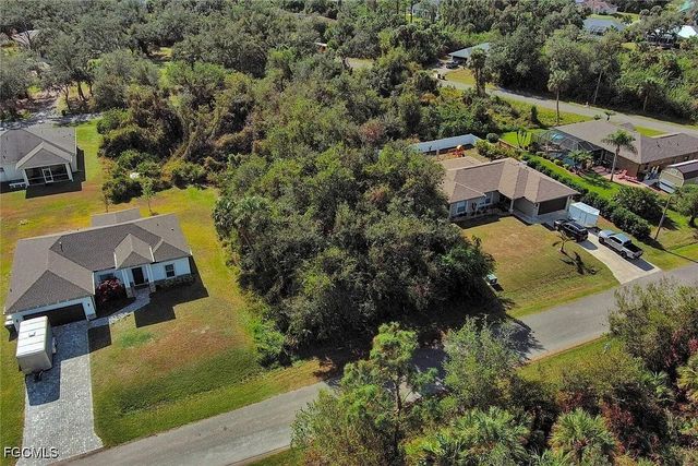 Sargon AVE, North Port, FL 34287