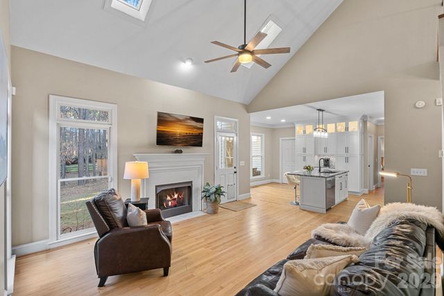 254 Bay Harbour Road, Mooresville, NC 28117