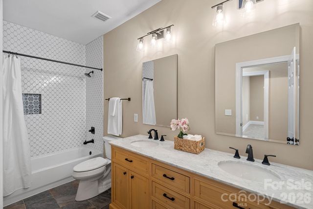 254 Bay Harbour Road, Mooresville, NC 28117