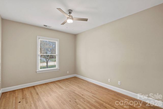 254 Bay Harbour Road, Mooresville, NC 28117