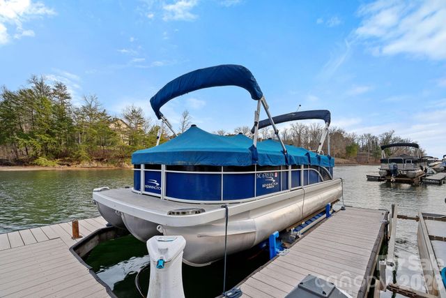 254 Bay Harbour Road, Mooresville, NC 28117