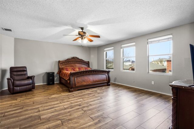 1856 Lariat Drive, Fort Worth, TX 76247