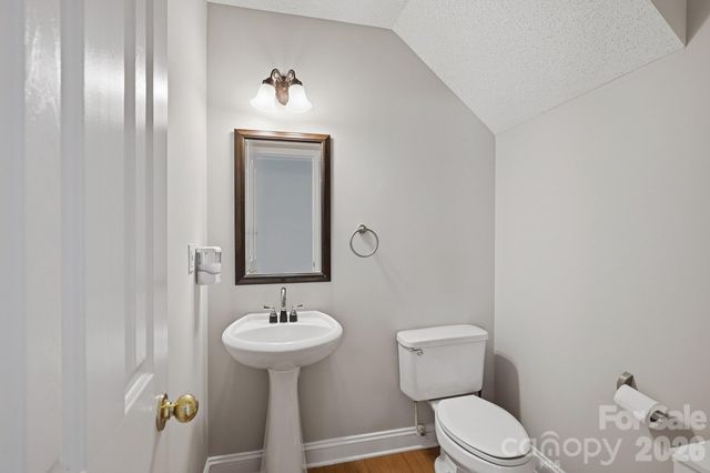 9406 Golden Pond Drive, Charlotte, NC 28269