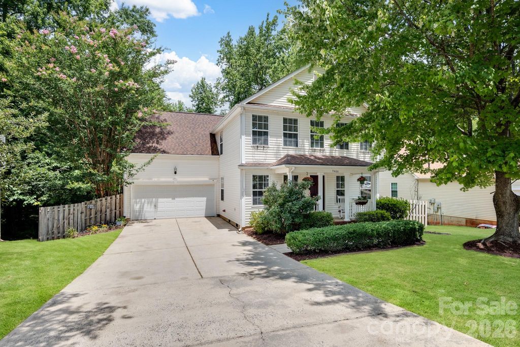 9406 Golden Pond Drive, Charlotte, NC 28269