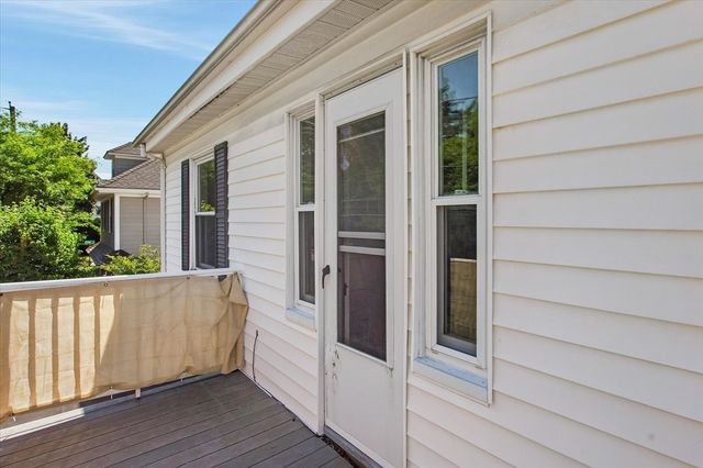 452 Quarry St 452, Quincy, MA 02169