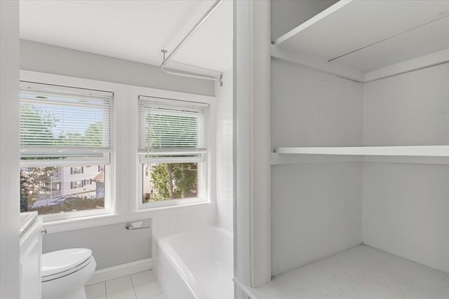 452 Quarry St 452, Quincy, MA 02169
