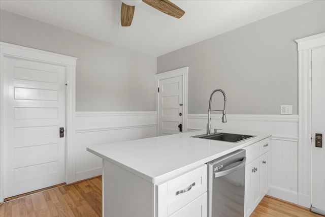 452 Quarry St 452, Quincy, MA 02169
