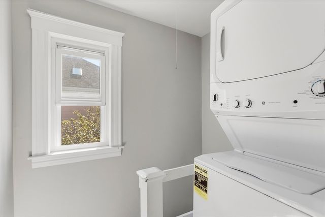 452 Quarry St 452, Quincy, MA 02169