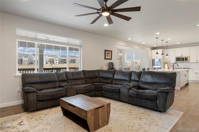 7140 S Vandriver Way, Aurora, CO 80016