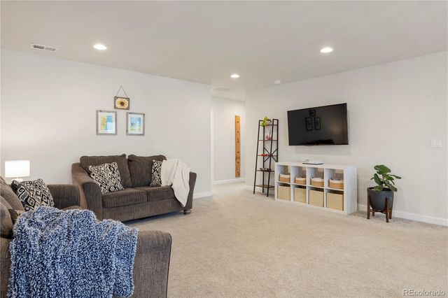 7140 S Vandriver Way, Aurora, CO 80016