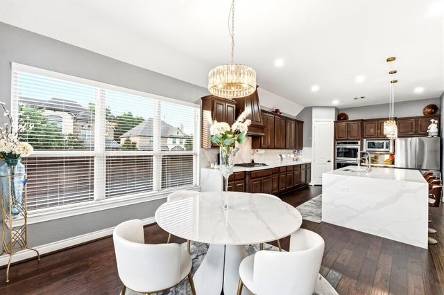 902 Holly Chapple Drive, Conroe, TX 77384