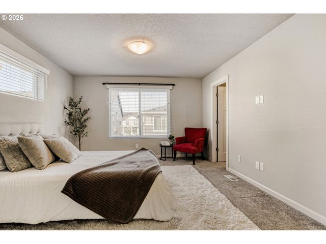 8465 Se CRABAPPLE St, Hillsboro, OR 97123