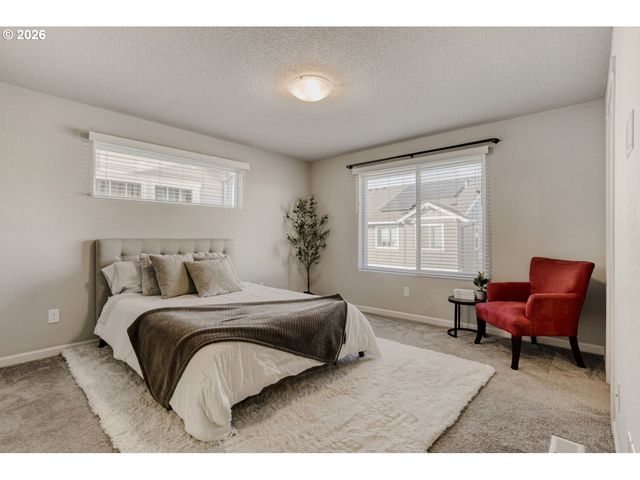 8465 Se CRABAPPLE St, Hillsboro, OR 97123