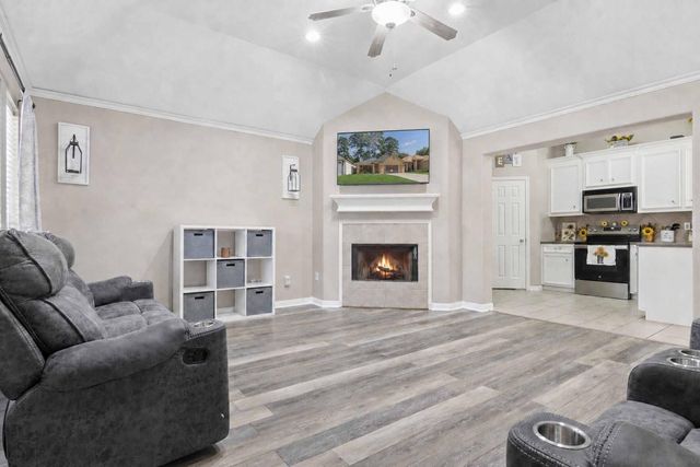 11319 Alcott Drive, Montgomery, TX 77356
