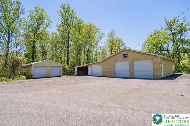 3857 Friedens Road, Slatington Boro, PA 18080