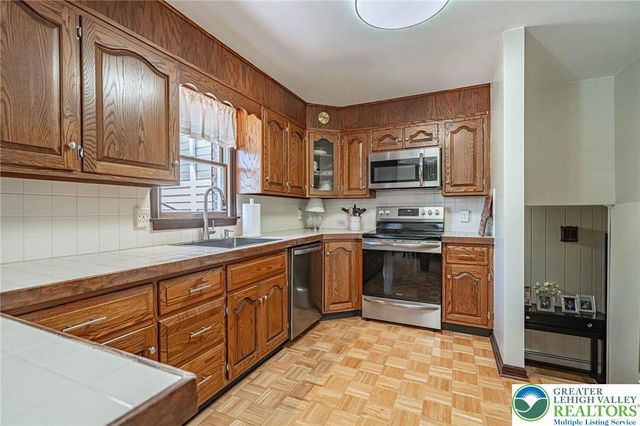 3857 Friedens Road, Slatington Boro, PA 18080